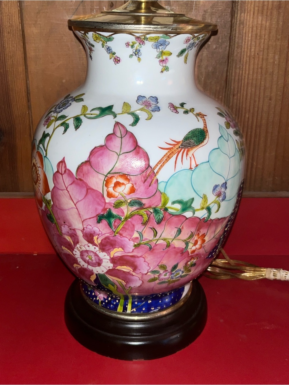 Vintage Chinese Export Tobacco Leaf Porcelain Table Lamp | 20" Tall, Hand-Painte